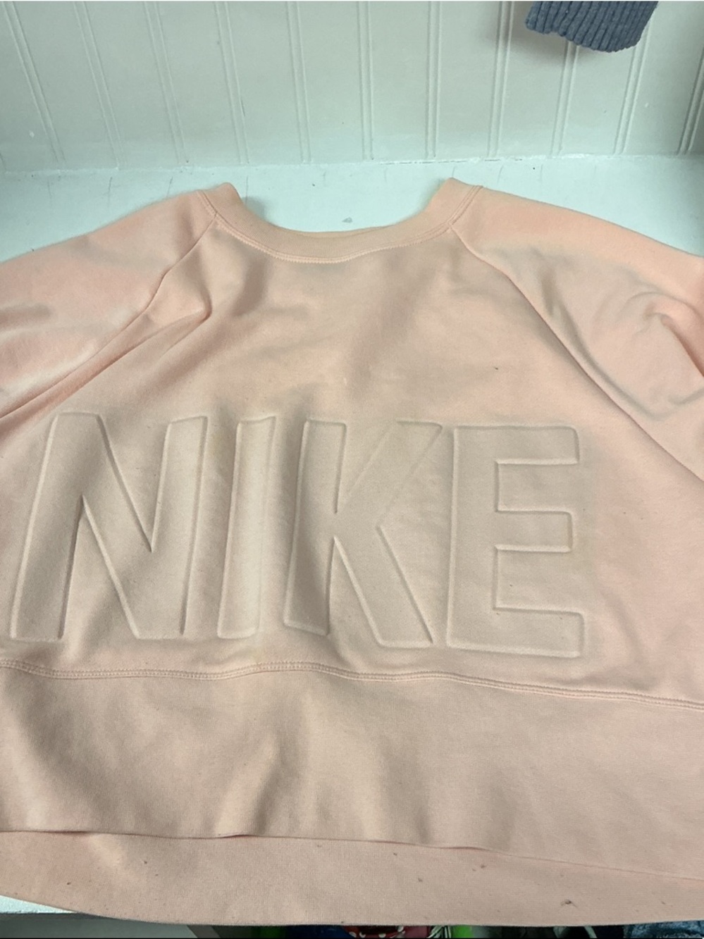 Nike Embossed Logo Sweatshirt - Light Pink